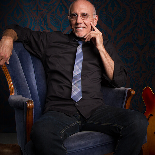 Larry Carlton
